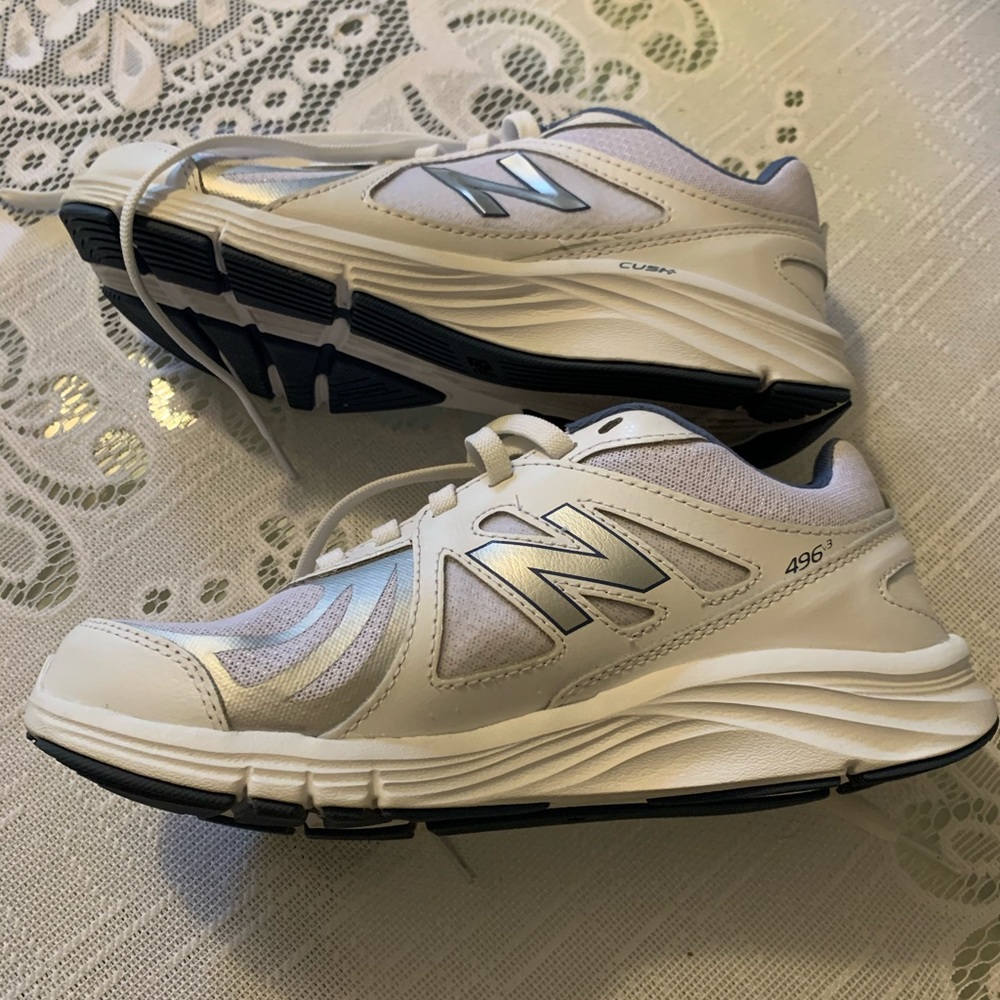 New Balance white/silver walking shoes
